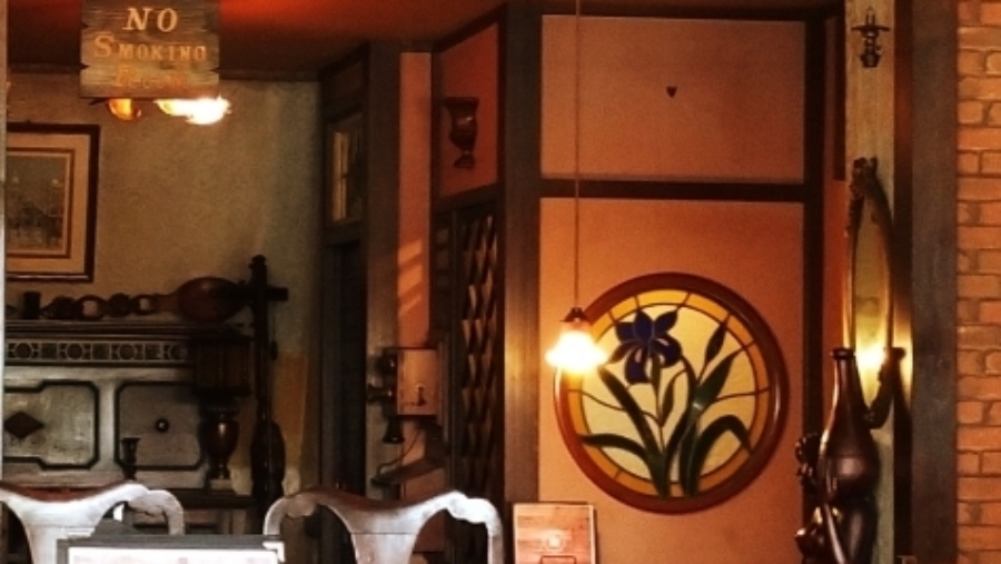 【名古屋市西区】時が止まるアンティーク空間—『喫茶ステンド』で過ごす特別なひととき(アーカイブ2024.8)